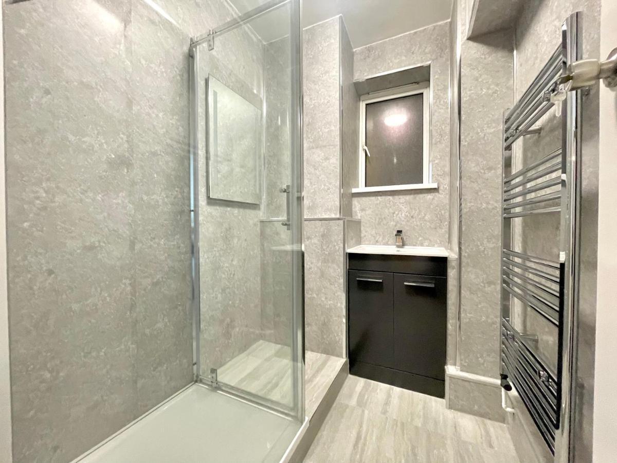 Fabulous 3 Bedroom Flat Sleeps 6 Λονδίνο Εξωτερικό φωτογραφία